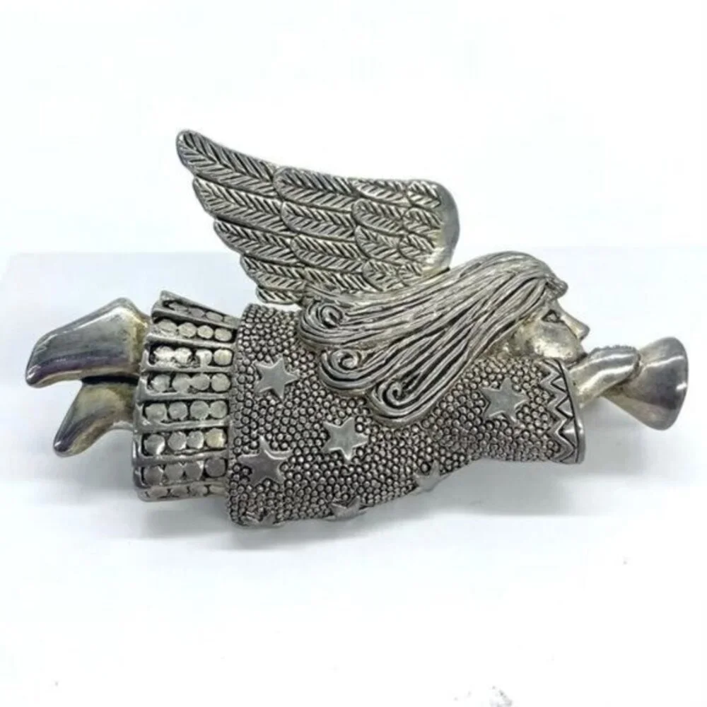 Vintage Silver Flying Angel Playing Trumpet Stars Brooch Pin